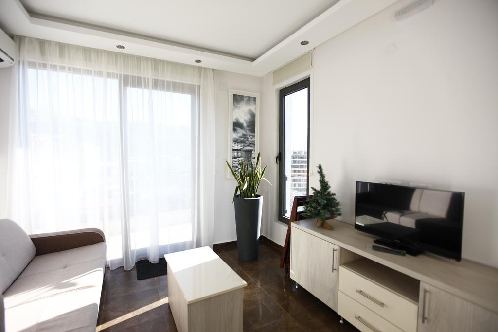 Apartment mit Balkon