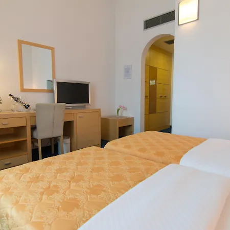 Hotel Blue Star-3
